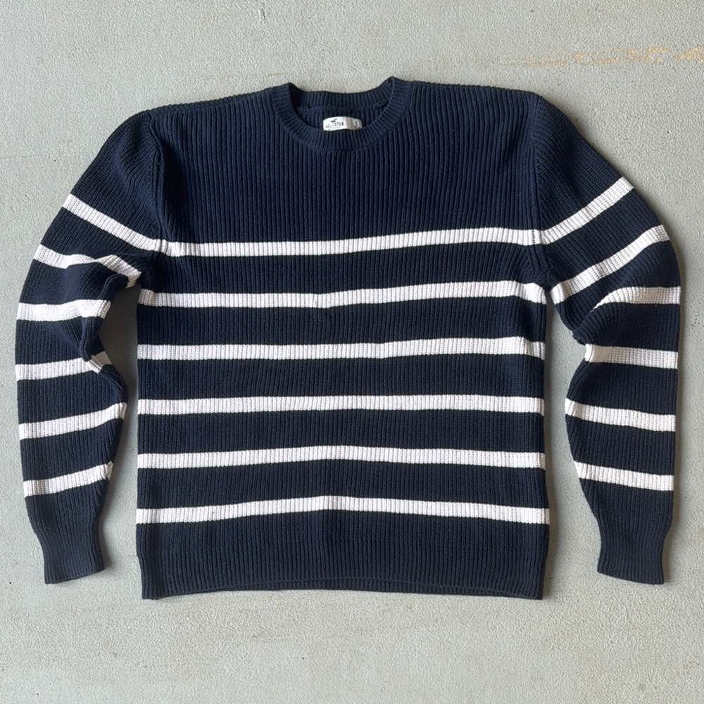 Hollister Oversized Sweater Women’s Small